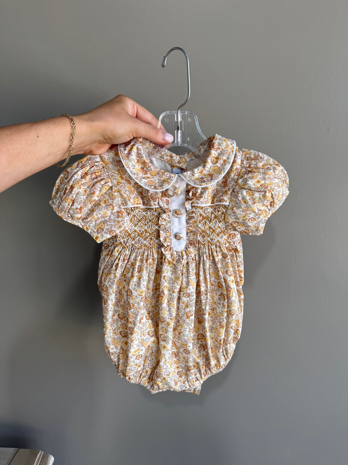 Sandy Floral Smocked Bubble
