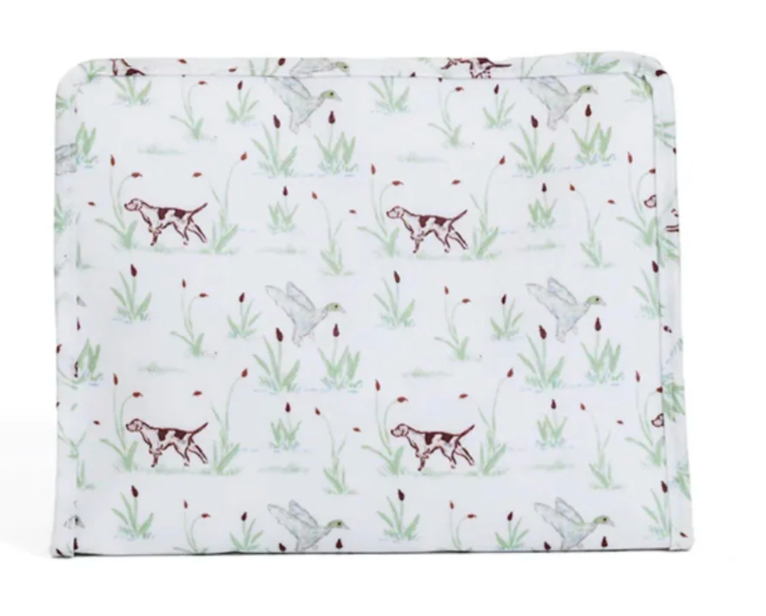 ROADIE MEDIUM Zip Pouch - THE HUNT